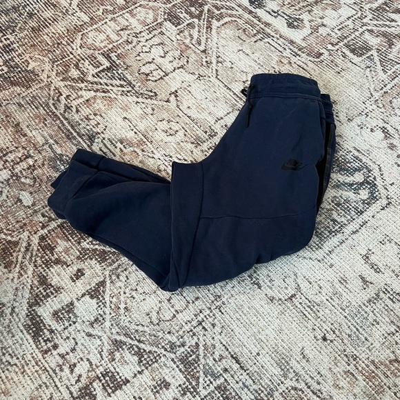 Boys NIKE TECH pants M - Picture 5 of 6